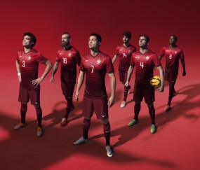 开云体育登录-北欧风暴横扫东欧铁骑，2026世界杯出线战，瑞典完美风暴下的莱万孤勇者之歌