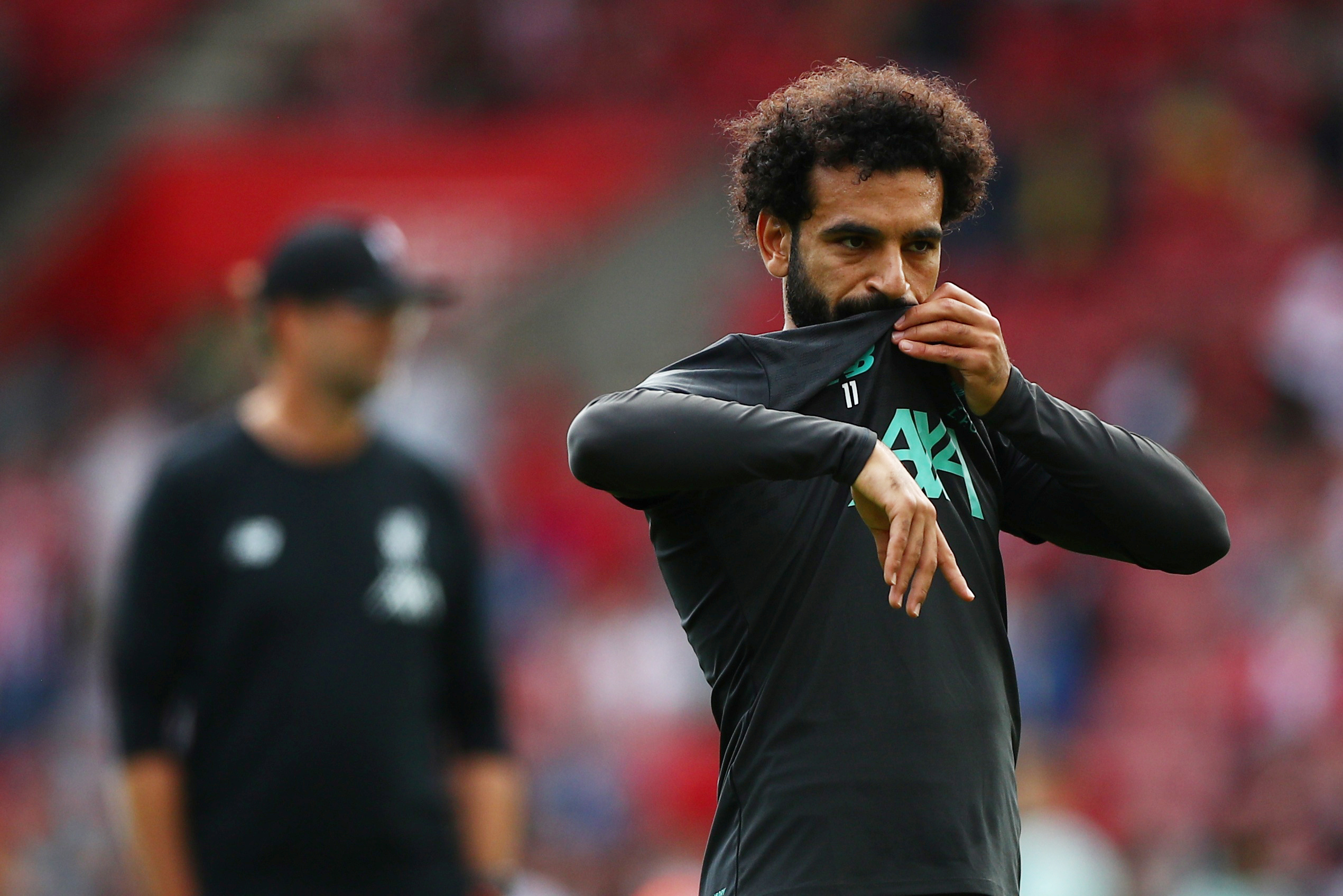 南安普敦逼平利物浦，表现稳健无懈