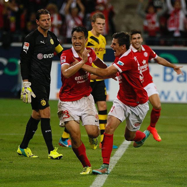 法兰克福客场豪取胜利,实现一鼓作气 法兰克福客场豪取胜利,实现一鼓作气