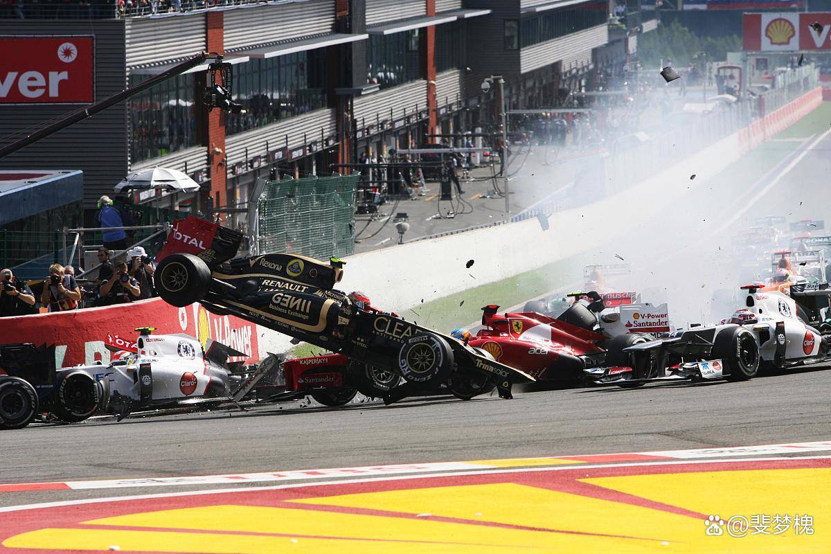 红牛车队逆转雷诺车队,勒克莱尔高光表现 红牛车队逆转雷诺车队,勒克莱尔高光表现