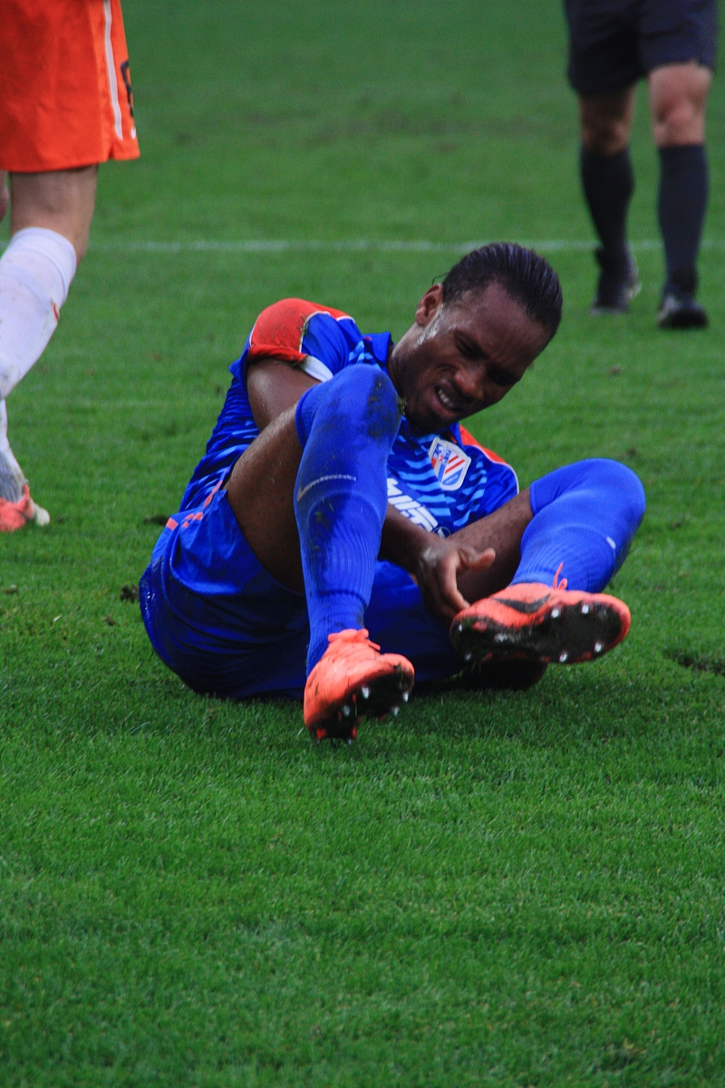 利物浦碾压法国,姆巴佩高光表现 利物浦碾压法国,姆巴佩高光表现